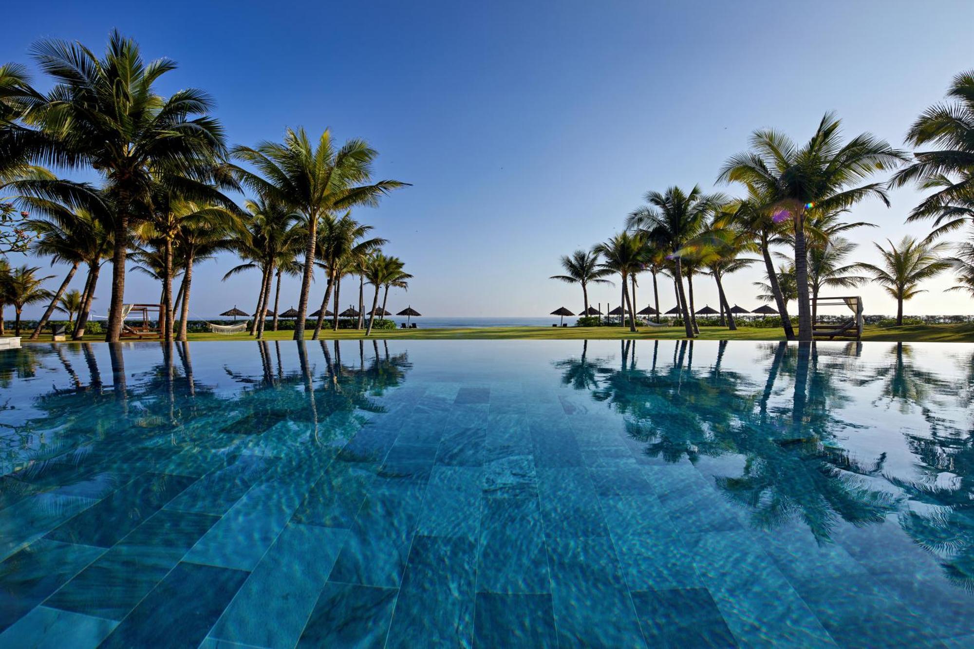 Wyndham Hoi An Royal Beachfront Resort & Villas An Bàn Exterior foto
